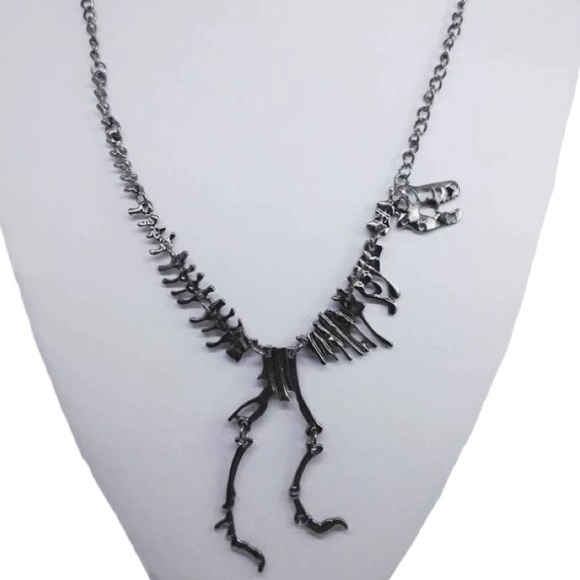 🆕 Dinosaur Fossil Statement Necklace - Picture 2 of 2